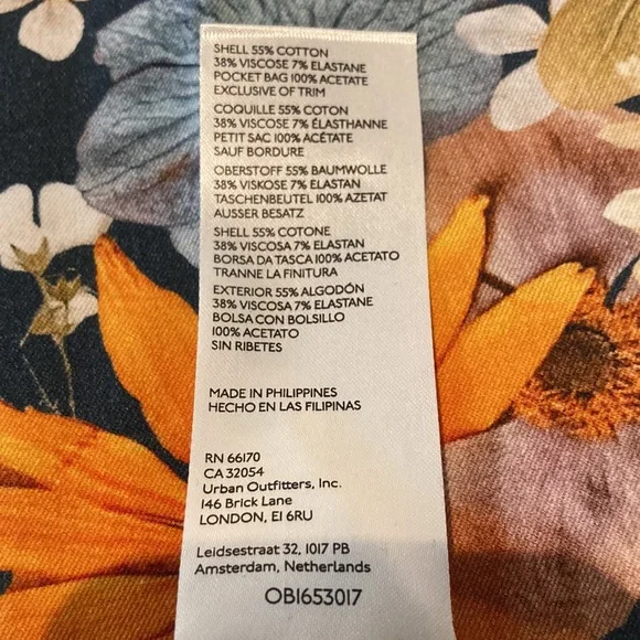 Maeve floral cropped pants, size 2 - Picture 8 of 9